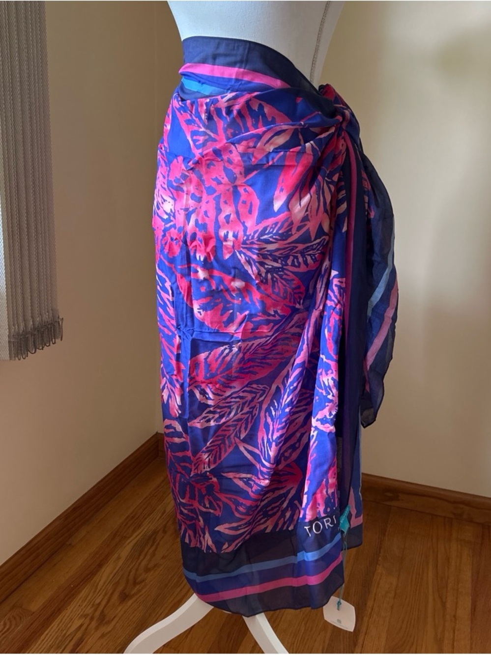 Tori Richard Paint Town Pareo NWT Sailor Blue Pink Cotton Sarong Wrap 46x72